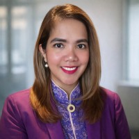 Dr Sylvia Laksmi Headshot 